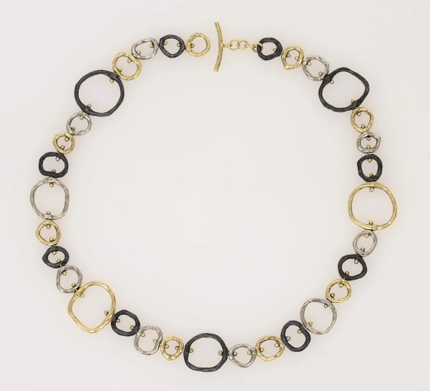 18K Gold Sarah Graham Pebble Large Link Necklace