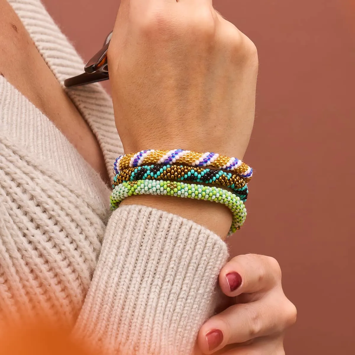 Blitzen | Himalayan Glass Bead Bracelet