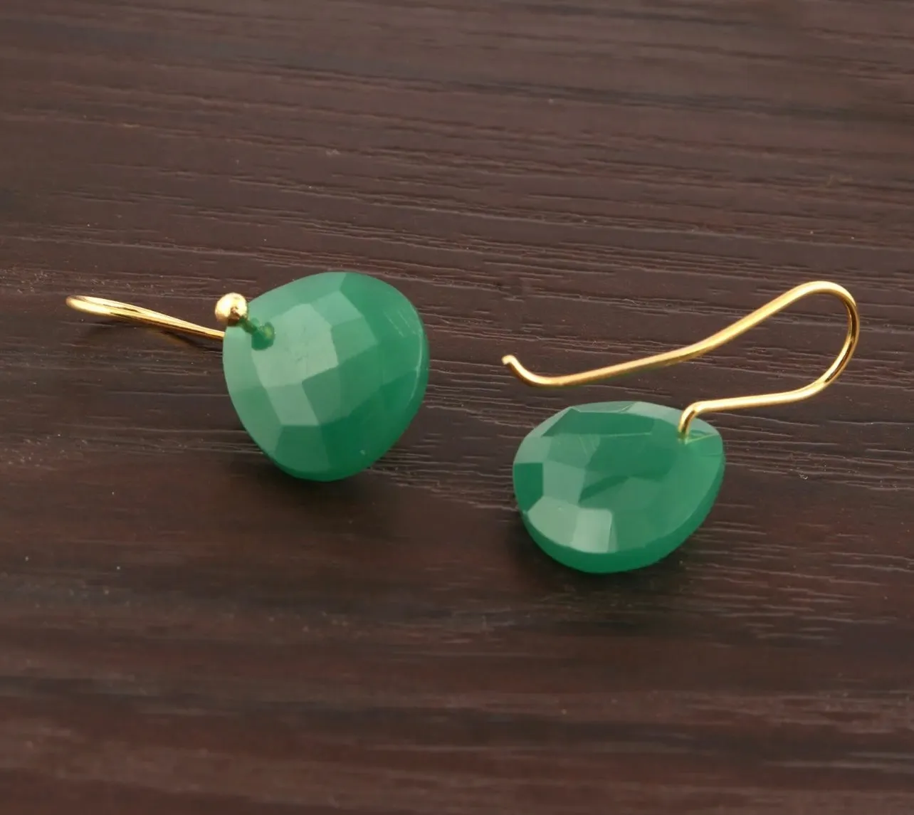 Briolette Green Onyx Gemstone Dangle Earrings 1”
