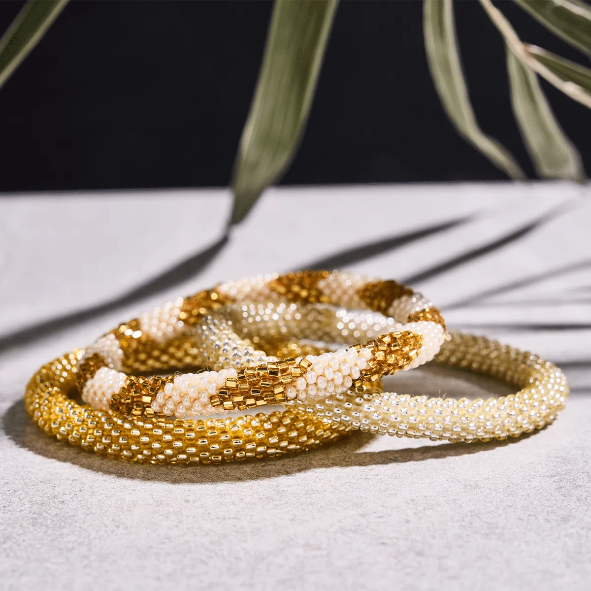 Dandelion | Himalayan Glass Bead Bracelet