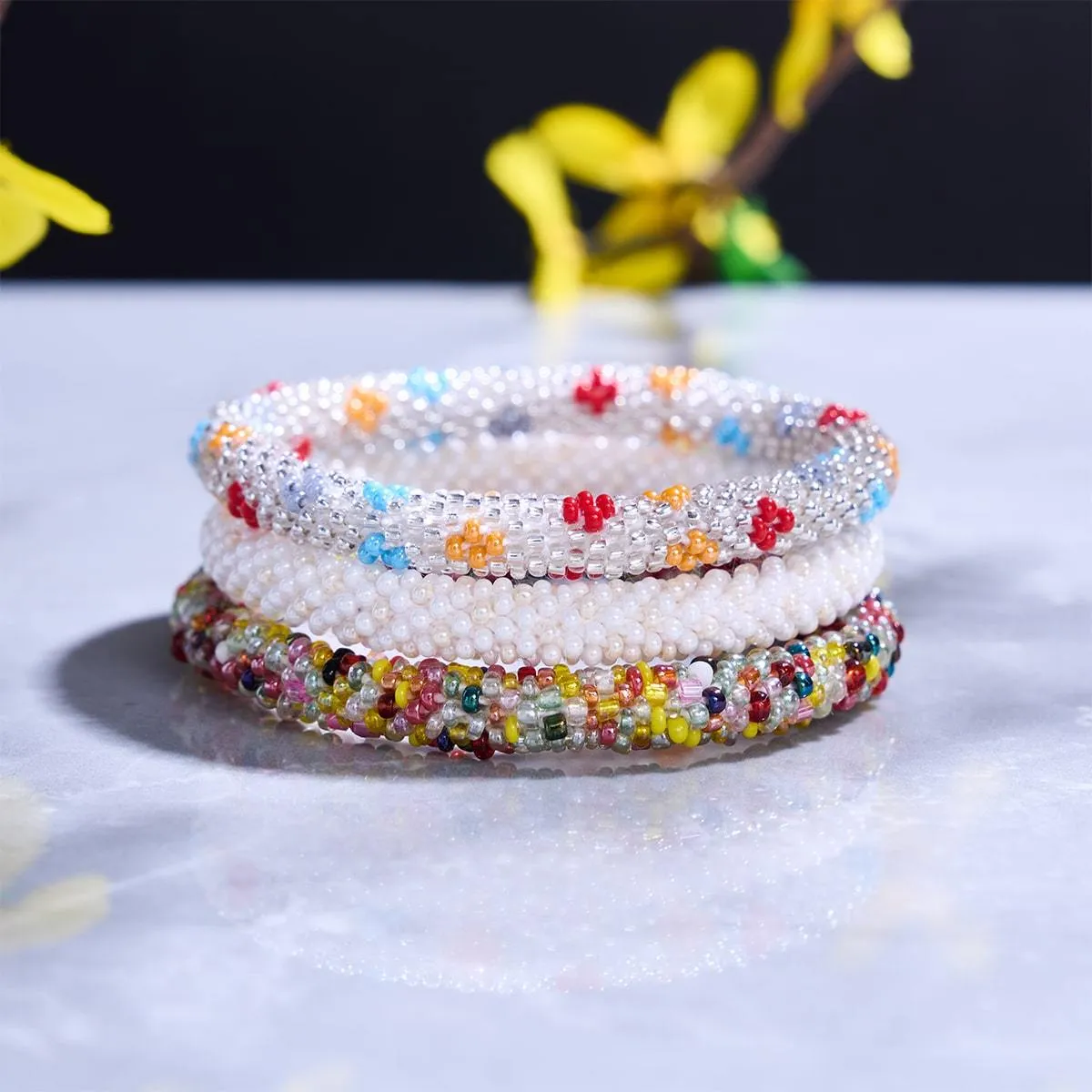 Denali Peaks | Himalayan Glass Bead Bracelet