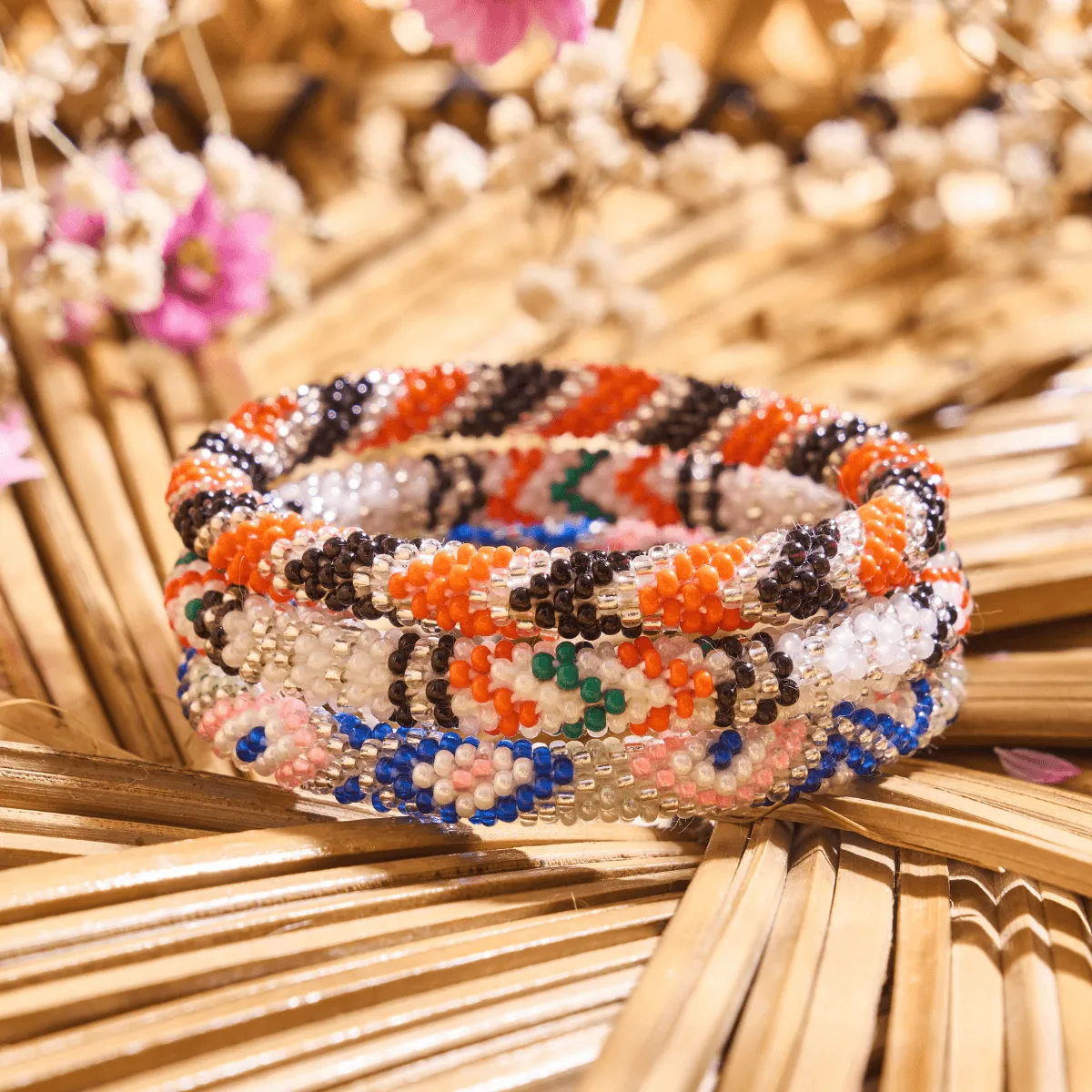 Hawaiian Desert Lilly | Himalayan Glass Bead Bracelet