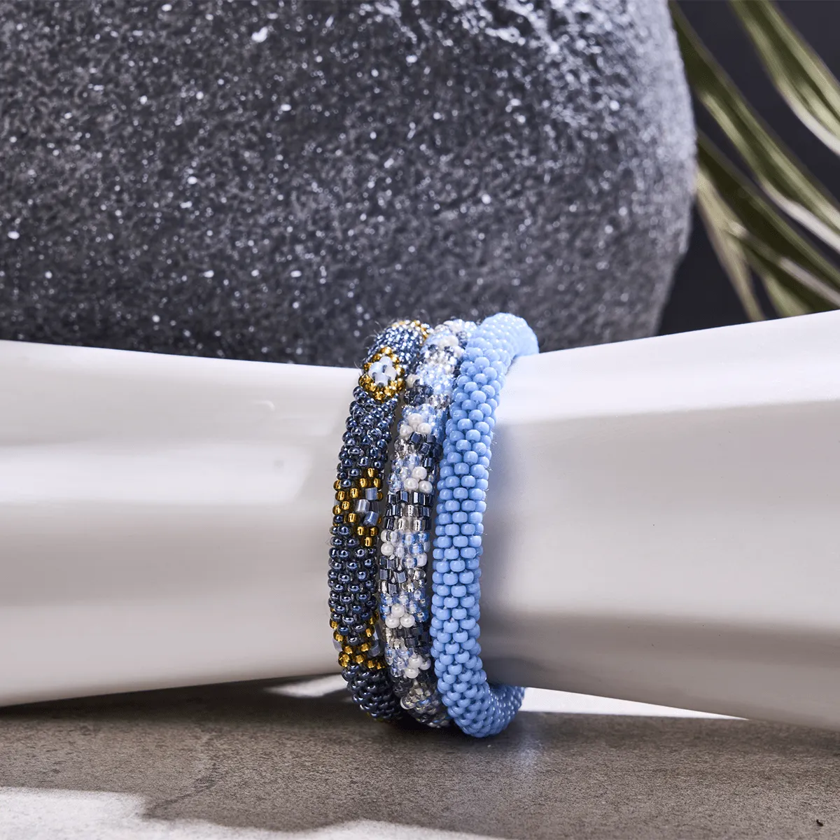 London Fog | Himalayan Glass Bead Bracelet