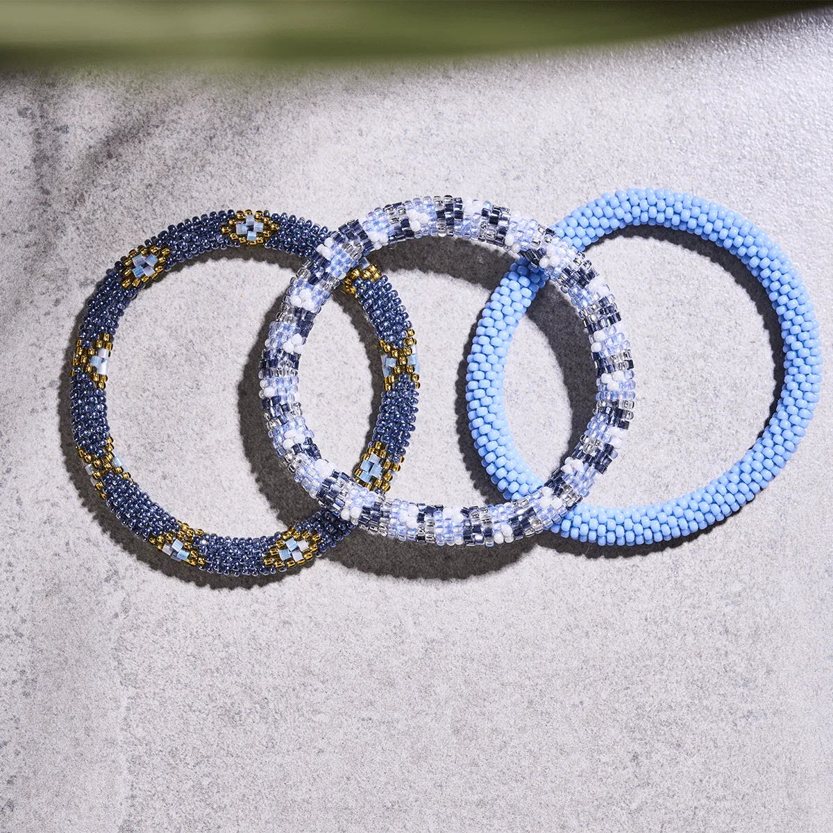 London Fog | Himalayan Glass Bead Bracelet