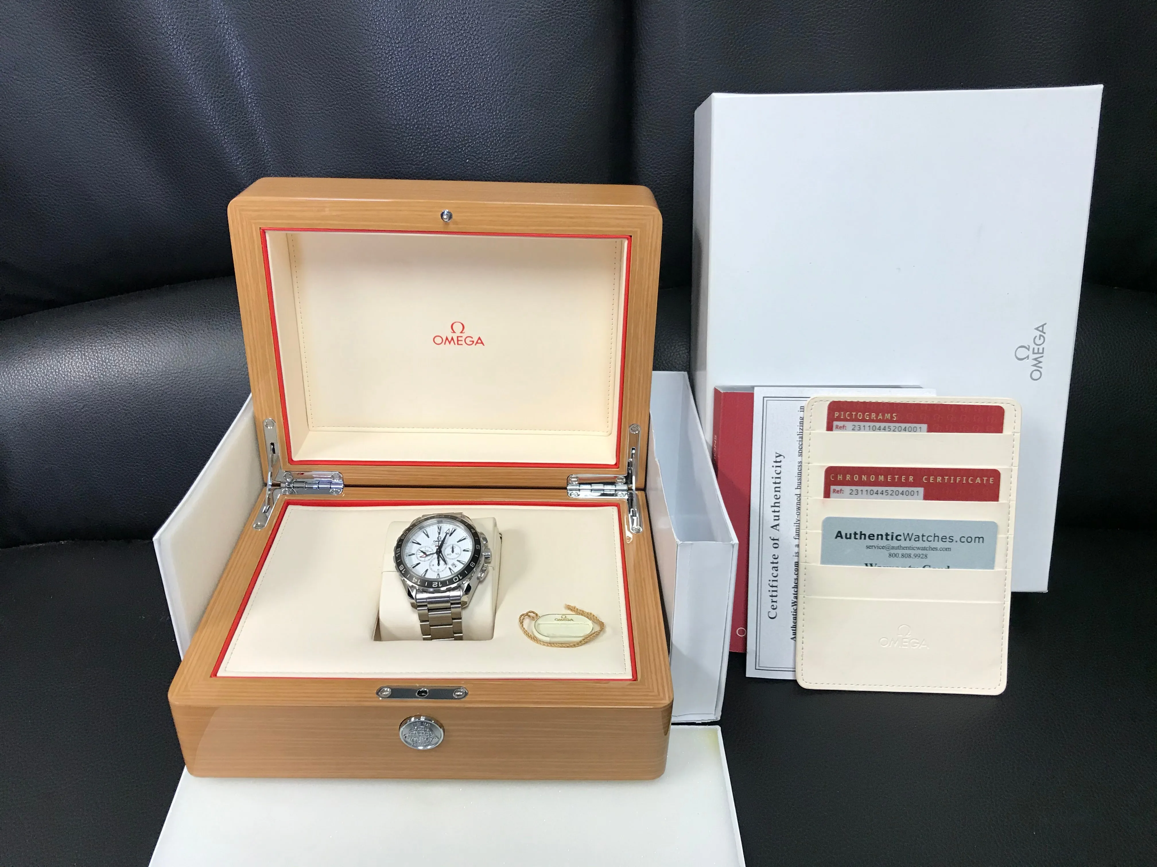 Omega Seamaster Aqua Terra 150m GMT 231.10.44.52.04.001 White Dial Automatic Men's Watch