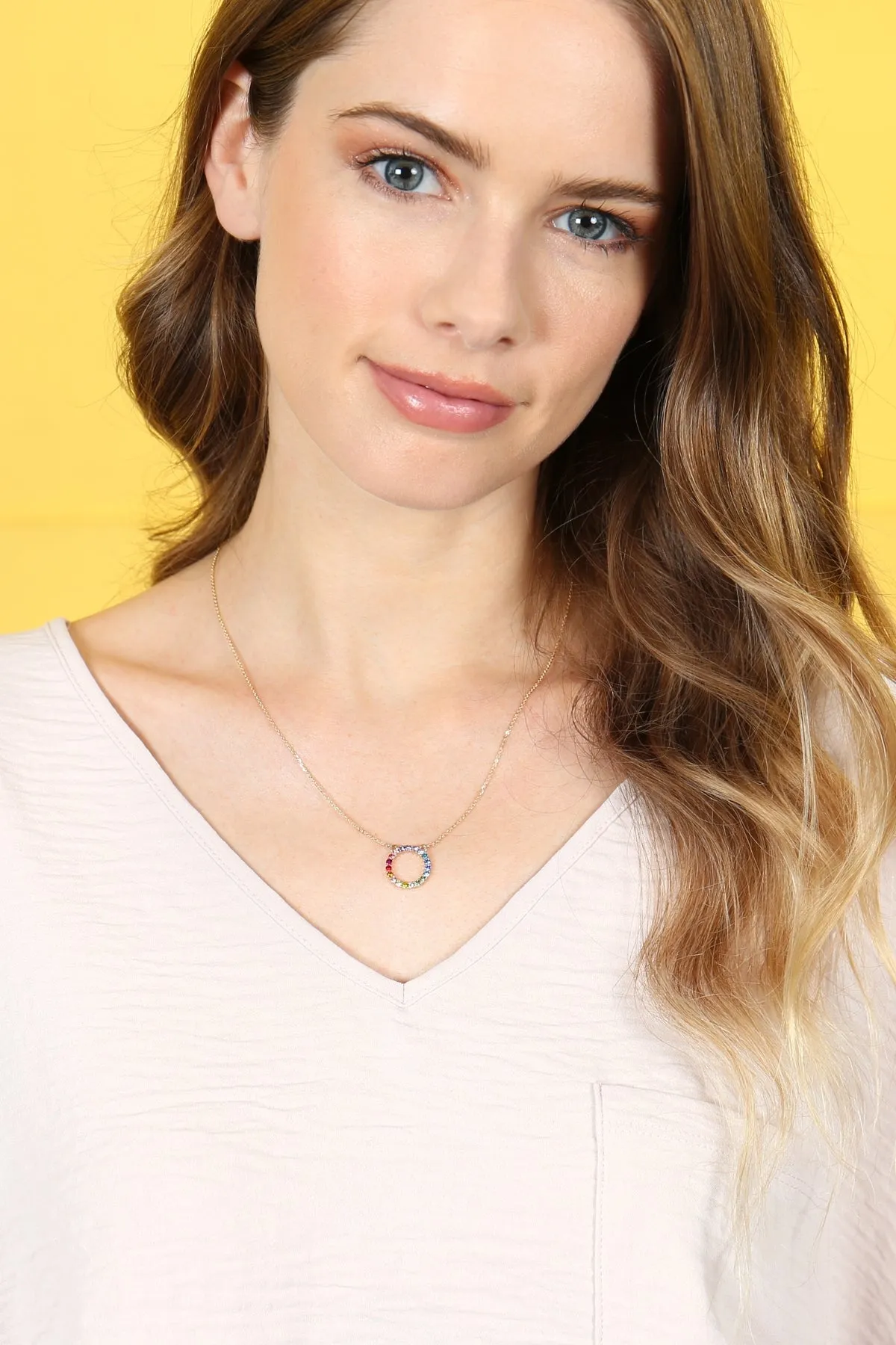 RAINBOW ROUND CUTOUT CHAIN NECKLACE