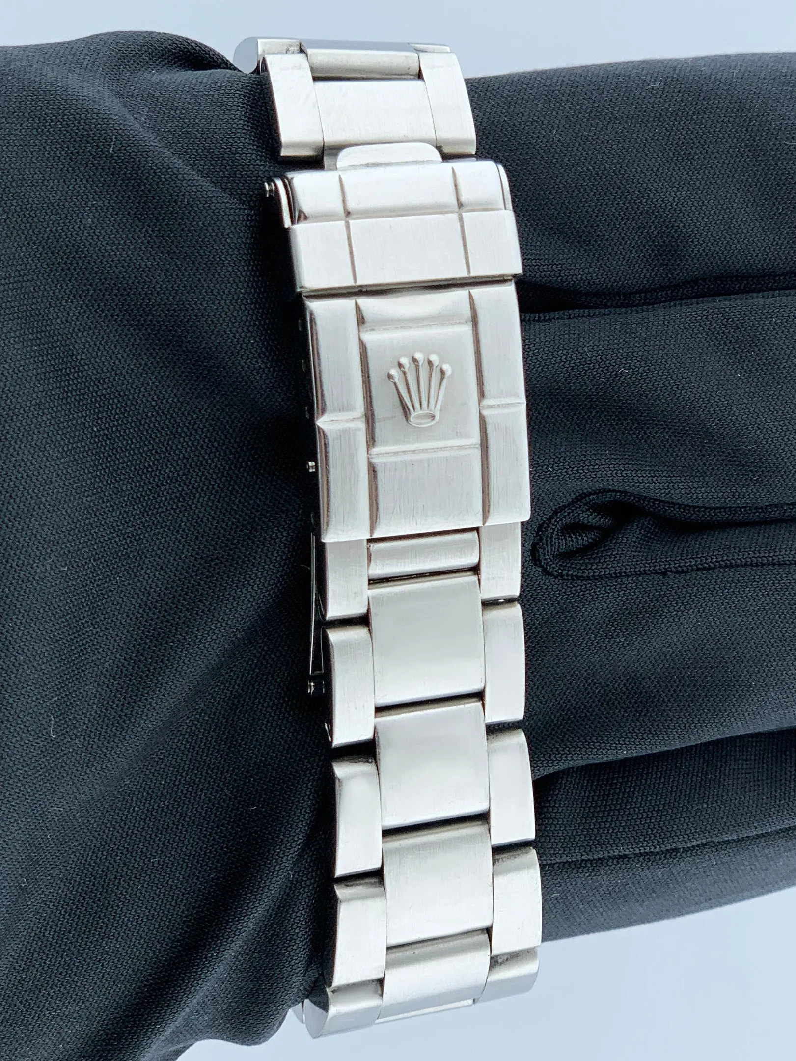 Rolex Explorer II 16570 Black Dial Mens Watch Box & Papers