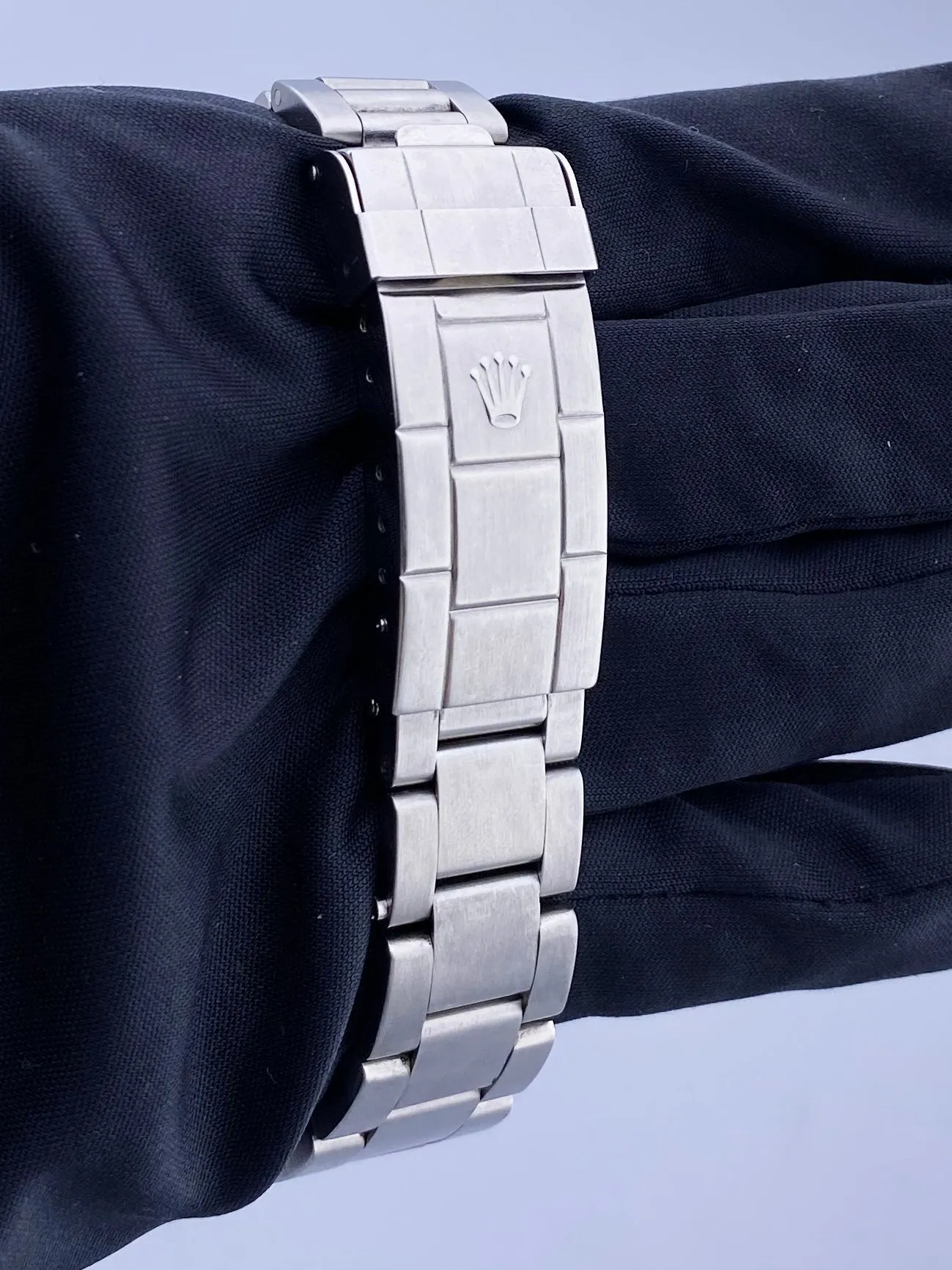 Rolex Submariner No Date 14060M Engraved Rehaut Rare Random Serial